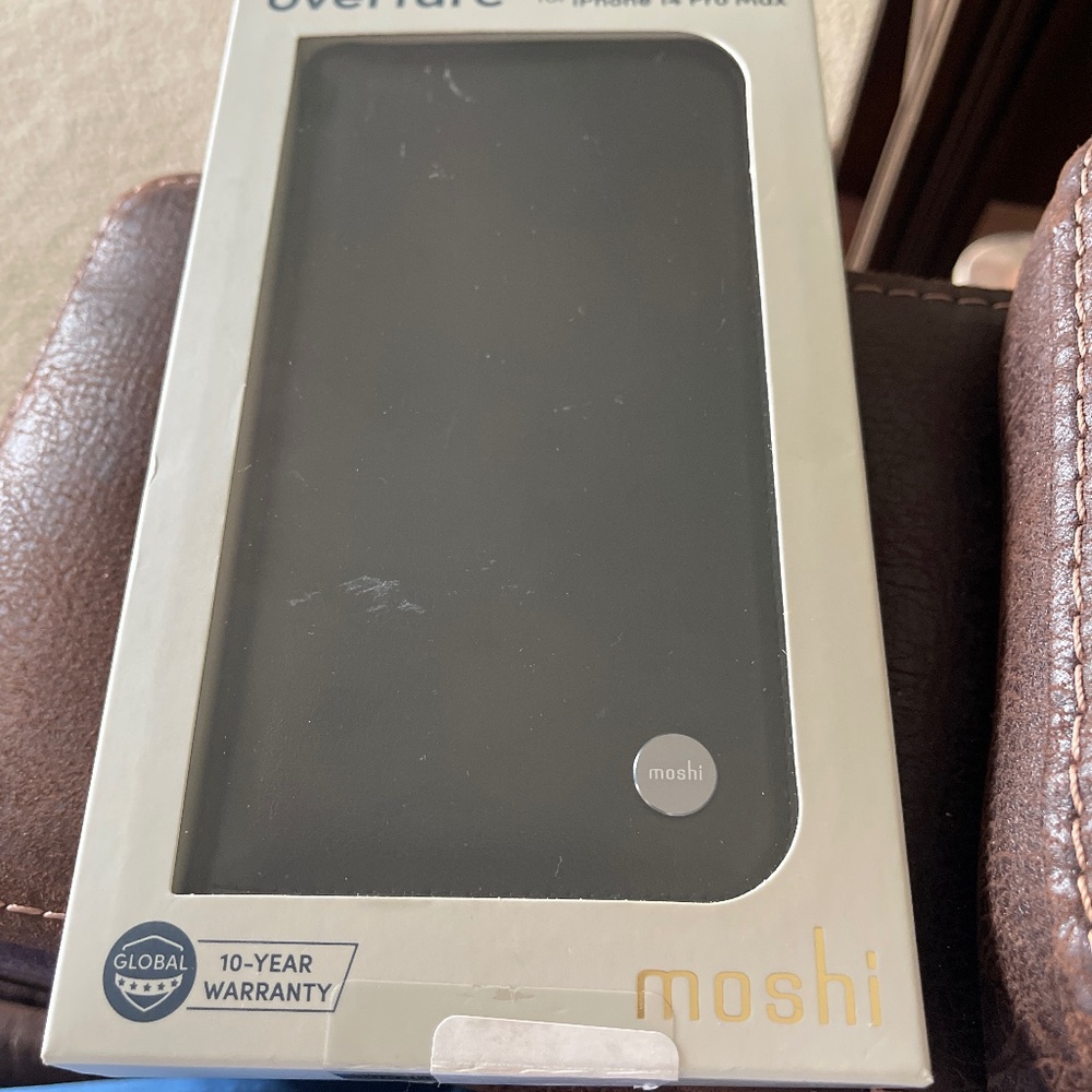 Moshi IPhone 14 pro max case